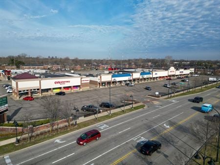 Retail space for Rent at 23001-23125 Coolidge Hwy in Oak Park