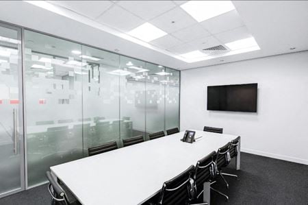 Office space for Rent at Currency Exchange International in Chicago
