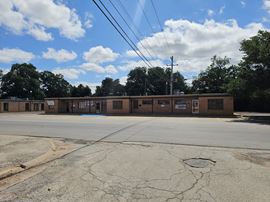 115 & 133-217 S Leggett