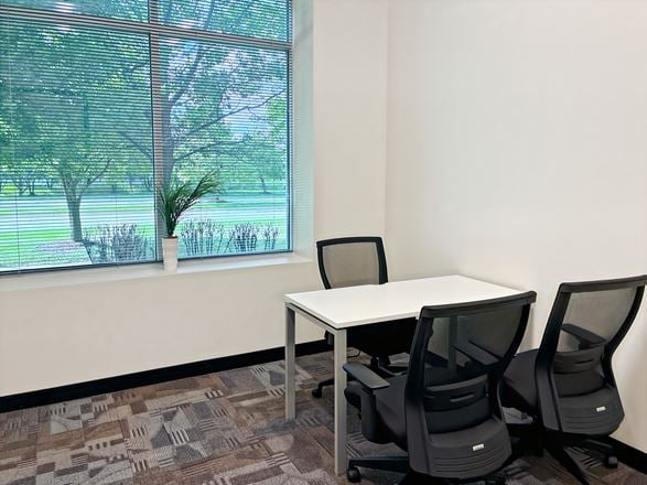 Regus - Hoffman Estates - Prairie Stone Pkwy