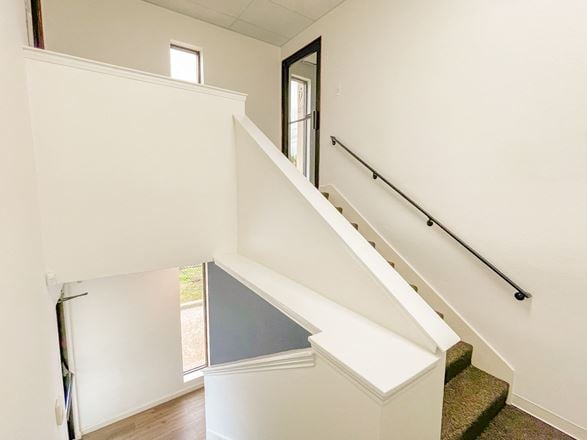 Second Floor Office Suites in Metairie