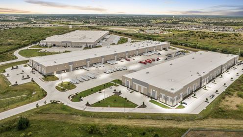 Plum Creek Logistics Center