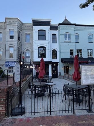 303 Massachusetts Ave NE
