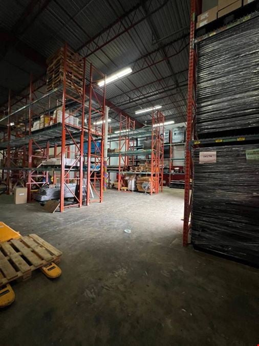 12-1,200 pallets 3PL space for rent in Pt Coquitlam($per pallet)