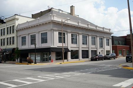 Office space for Sale at 900 Washington Ave in Bay City