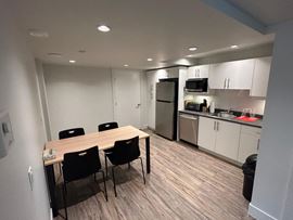 2520 Bridge Street -Service Commercial Strata Unit