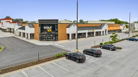 Photo of commercial space at 676 East Rand Road in Arlington Heights