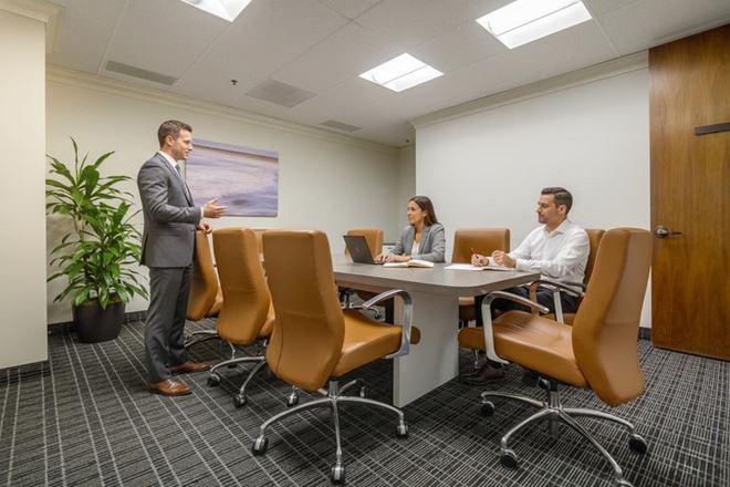 Barrister Executive Suites - Encino Gateway