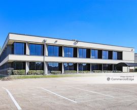 Woodchase Building I