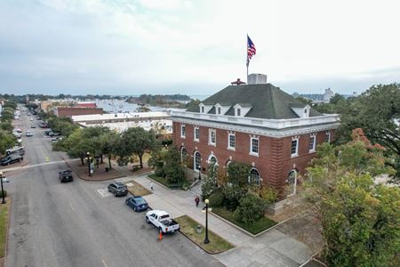 Commercial space for Sale at 1001 Front St in Georgetown