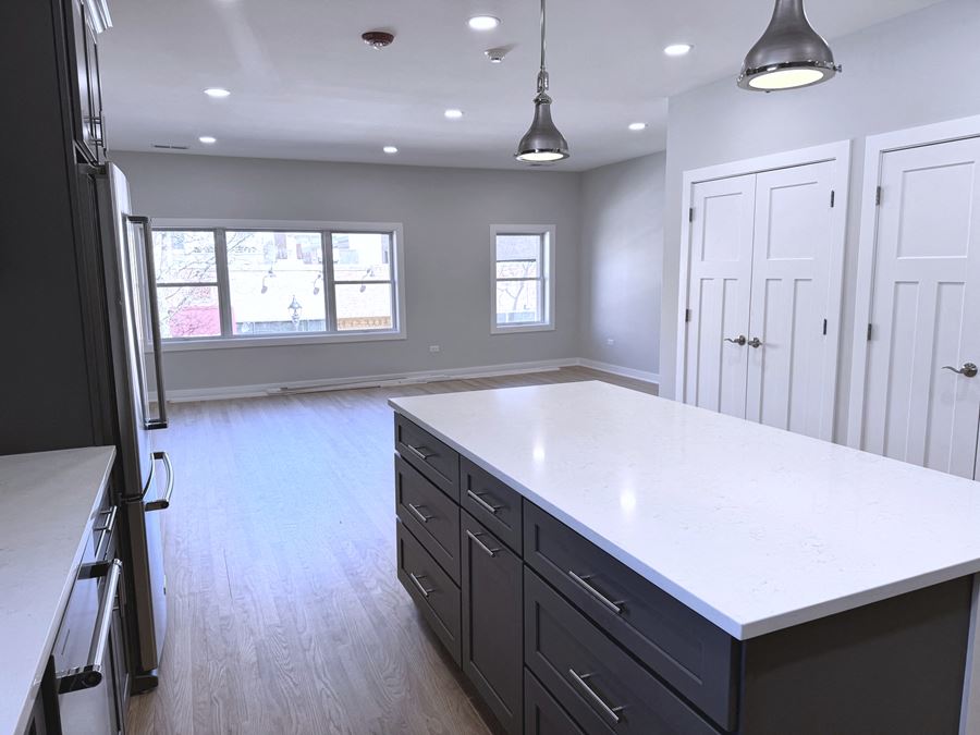 20 W Jefferson Ave