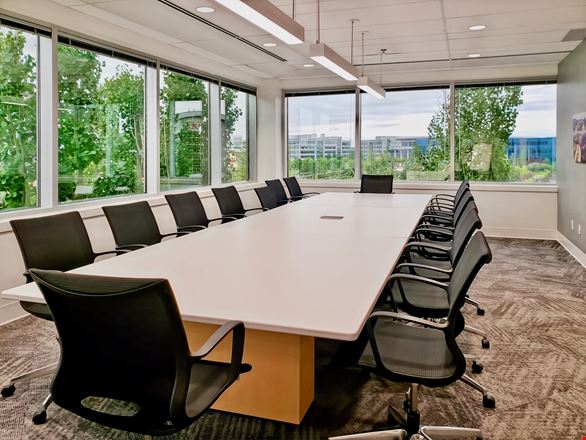 Regus - Calgary – Quarry Park