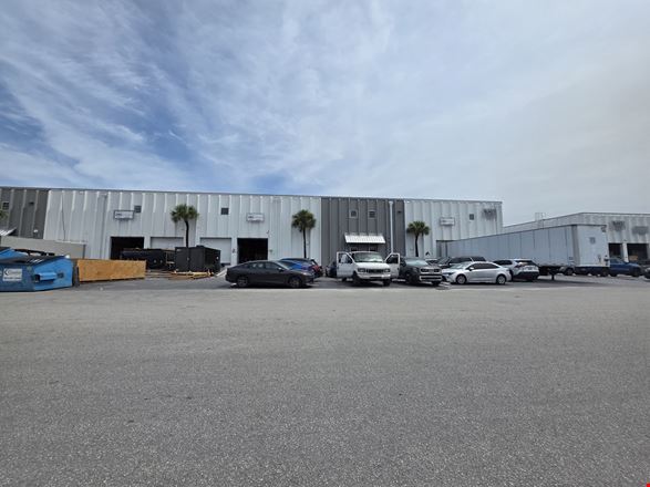 Industrial space for Rent at 9010 NW 105th Way in Medley
