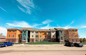 Torres Evolution Canyon - Student Housing