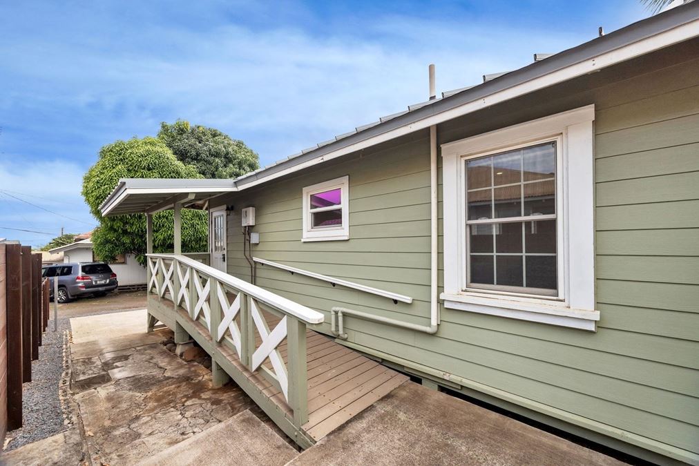 Wailuku Gem: Prime Office Space w/ Expansion Potential