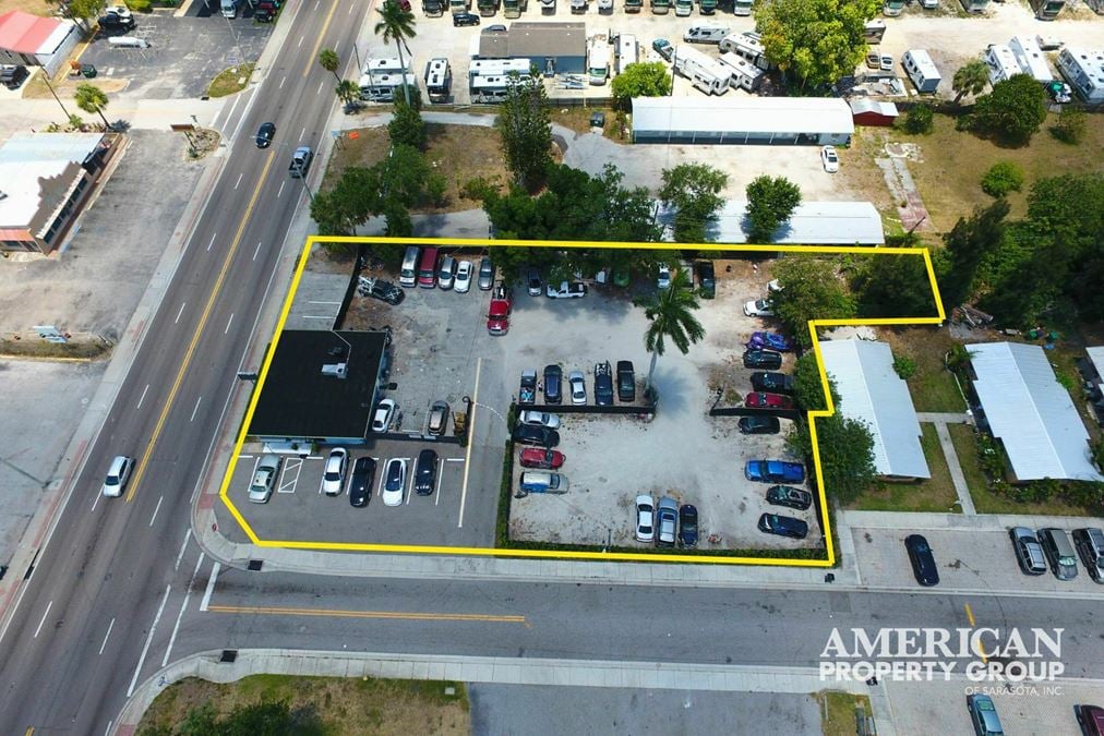 Outside Fenced Storage w/ Stand Alone 1,440 sf Building