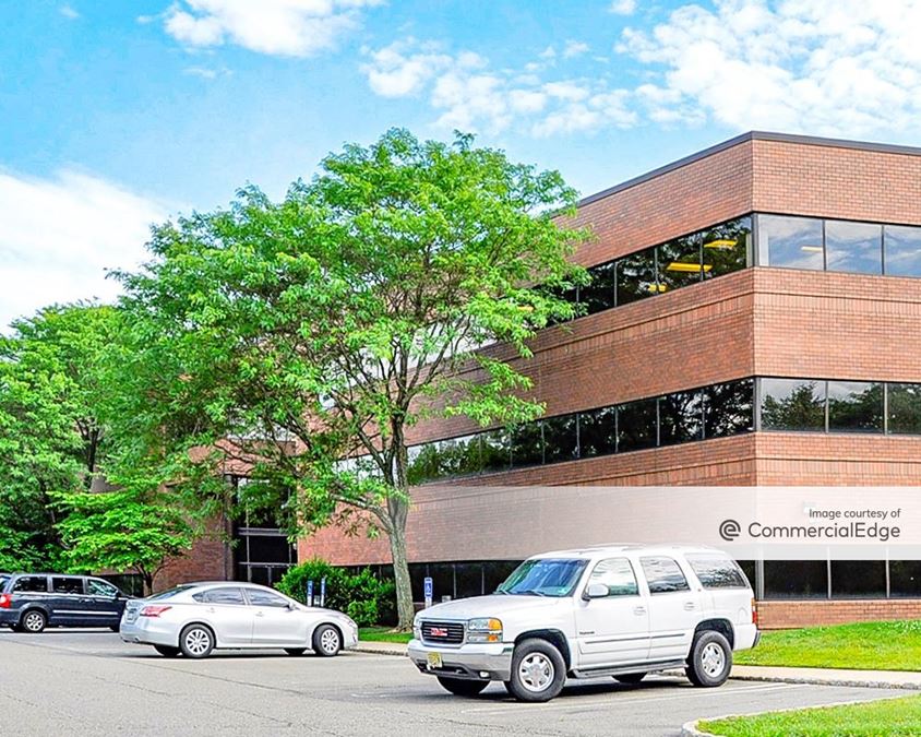 2015 Lincoln Hwy, Edison, NJ | CommercialSearch
