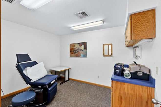 950 W. Ironwood Dr. #3