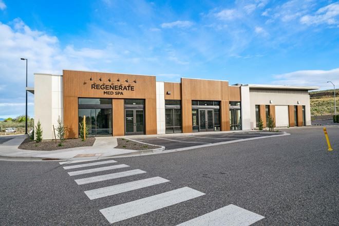 Croskrey Plaza