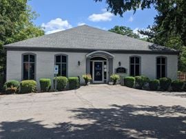 Free Standing Office/Retail Building