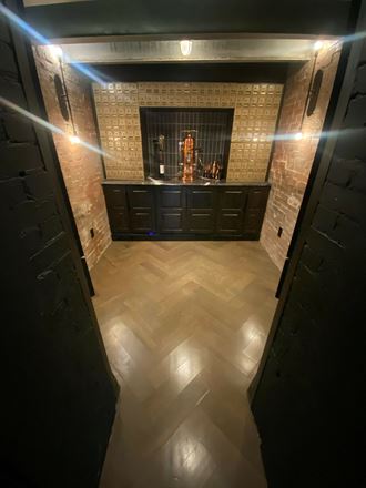 The Vault - 4803 Broadway Street