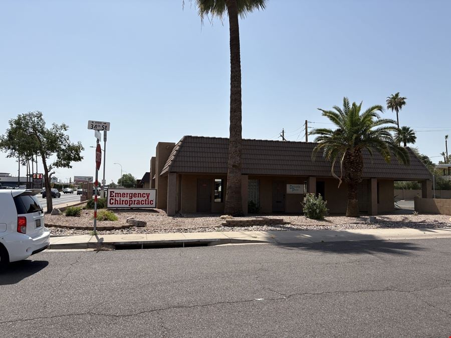 3334 E Indian School Rd