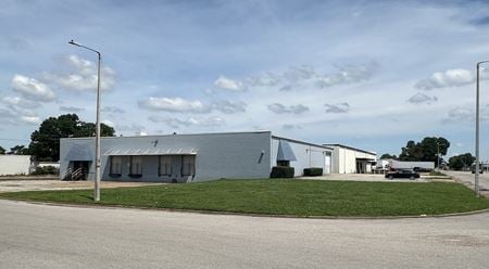 Industrial space for Sale at 3817 Air Park St in Memphis