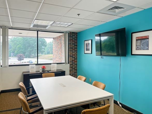NH, Nashua – One Tara Boulevard