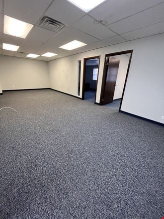 Wheaton Oaks Professional Building