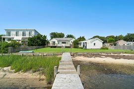35 Gardners Ln