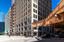 330 S Wells