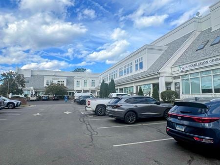 Retail space for Sale at 77 Main St N in Southbury