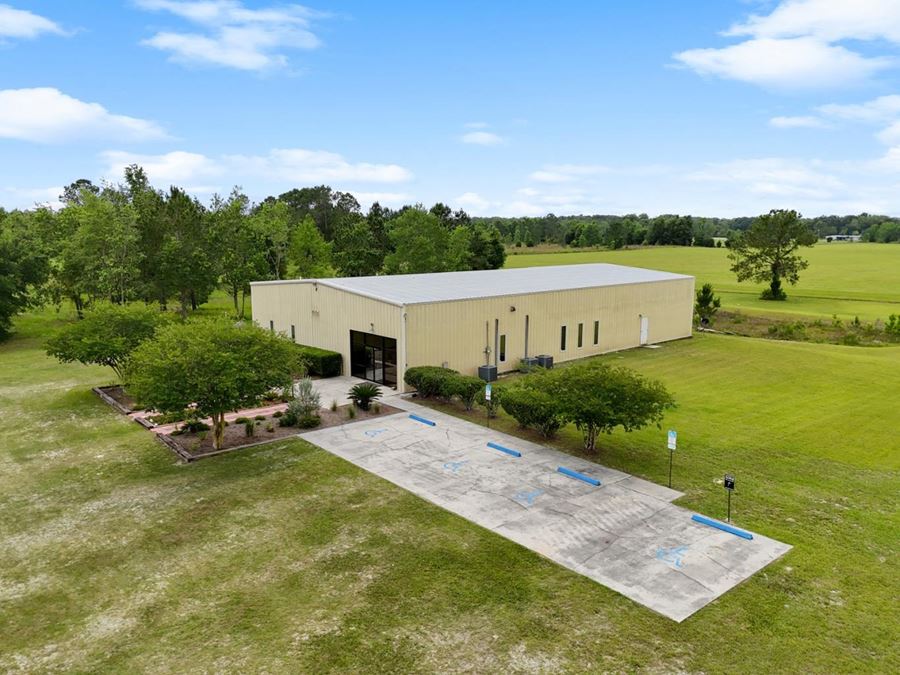 Church Building on 4.7 Acres