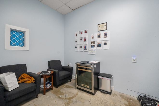 2613 - 2617 Executive Point Drive