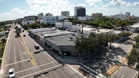 Retail space for Sale at 1506 & 1520 Fruitville Rd in Sarasota