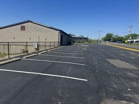 Industrial space for Rent at 2098 Gravois Rd in High Ridge