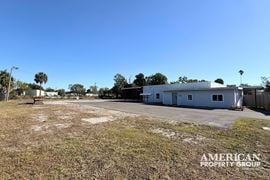 4106 US 41 N
