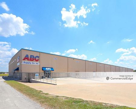 Industrial space for Rent at 201 Butcher Road in Waxahachie