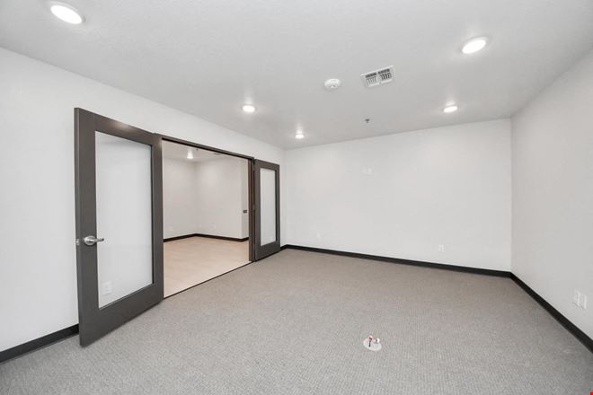 Premier Sugar Land  Office Condo For Sale and/or For Lease