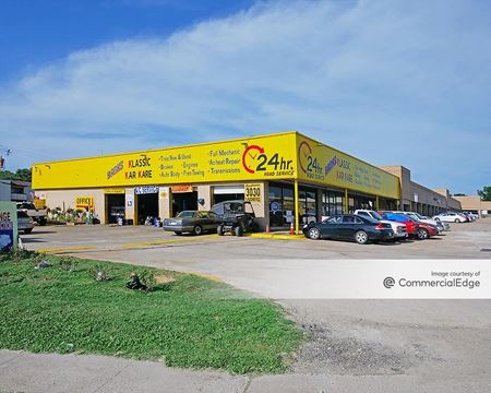 Retail space for Rent at 3030 North Buckner Blvd in Dallas