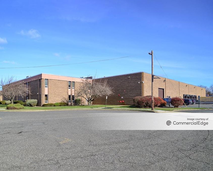 35 Oxford Drive, Moonachie, NJ Industrial Building