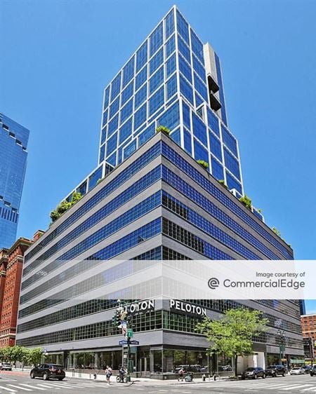 Photo of commercial space at 441 9th Avenue in New York