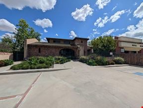 7154 Magnolia Ave