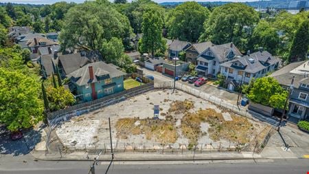 Photo of commercial space at 1312-1334 SE Hawthorne Boulevard in Portland
