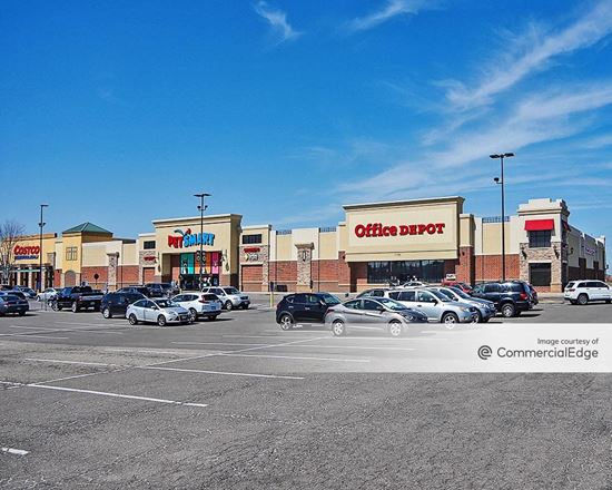 Retail For Rent at 11651 Fountains Drive North | CommercialSearch