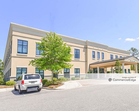 New Hanover Regional Medical Center - Nunnelee Pediatric Specialty Clinics  - Autumn Hall - 510 Carolina Bay Drive, Wilmington, Nc | Office Building