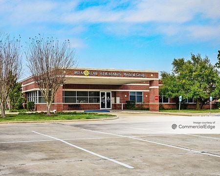Office space for Rent at 2520 B F Terry Blvd in Rosenberg