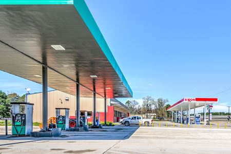 Retail space for Sale at 22263 U.S. 59 in Queen City