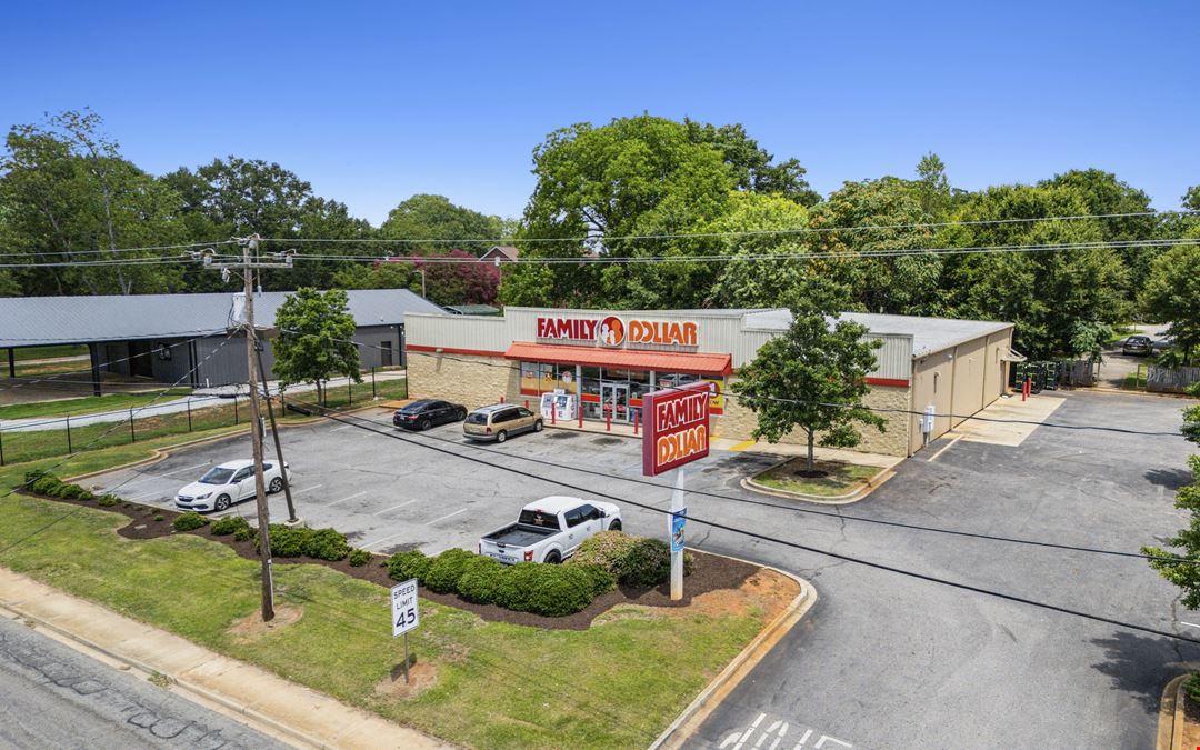 W Blue Ridge Freestanding Retail