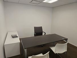 800 Silverado Suite 100